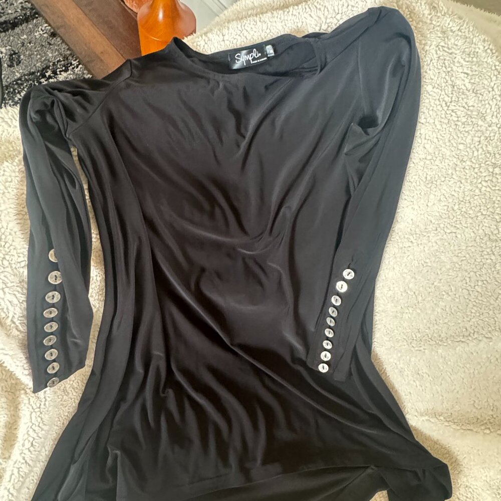 Simpli Tunic with button detail and high/low hem.  Size 6
